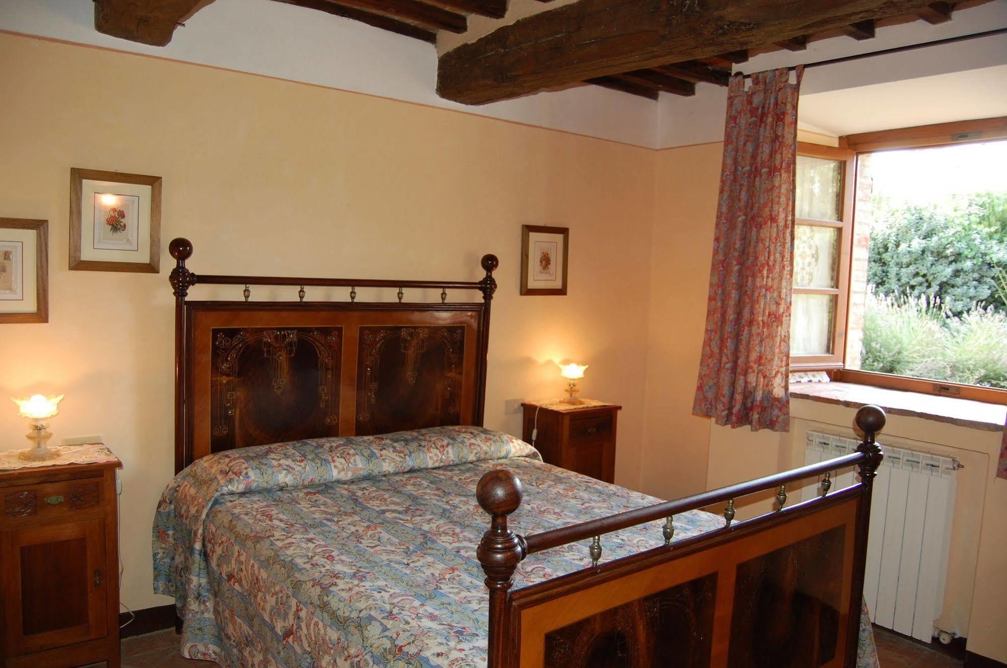 Agriturismo Casagrande Montepulciano Luaran gambar